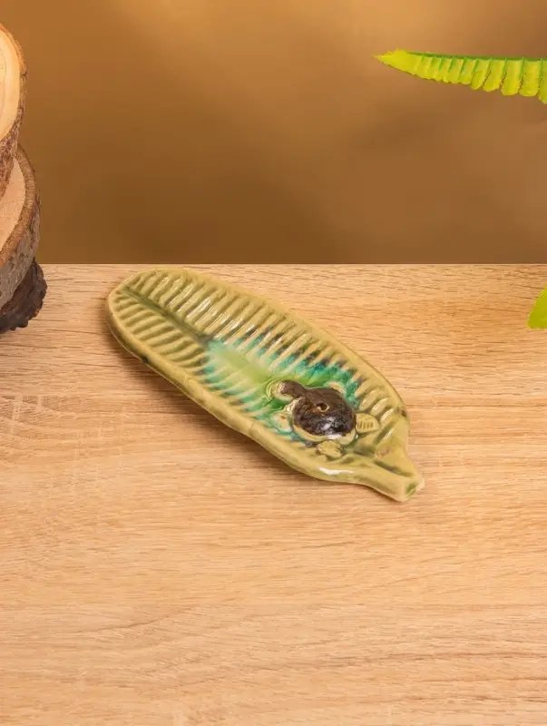 Подставка под благовония  Подставка под благовония "Черепашонок на листе" керамика, цв. МИКС, 15х6х2 см