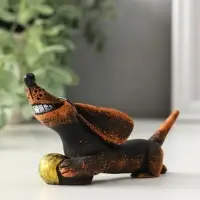 Фигурка полистоун &laquo;Такса с мячом&raquo;, 4.5&times;9&times;4.3 см