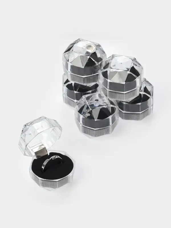 Набор футляров пластиковых 6 шт. под кольцо "Шарик", 4*4*4,5, вставка чёрная (645993)