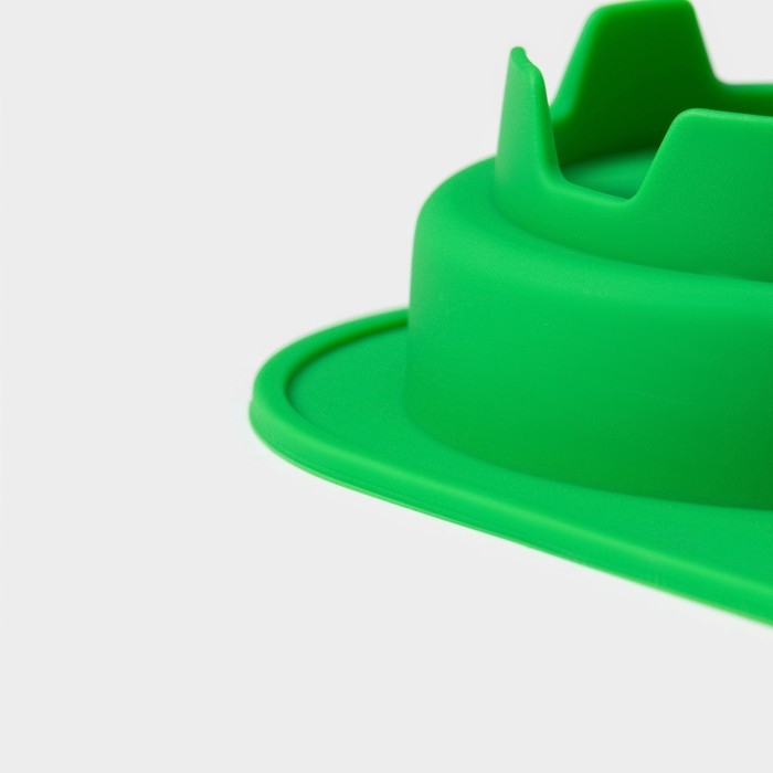 Форма для выпечки новогодняя Доляна «Новогодний набор», силикон, 20,5×22×3,5 см, 6 ячеек, цвет зелёный Форма для выпечки новогодняя Доляна «Новогодний набор», силикон, 20,5×22×3,5 см, 6 ячеек, цвет зелёный