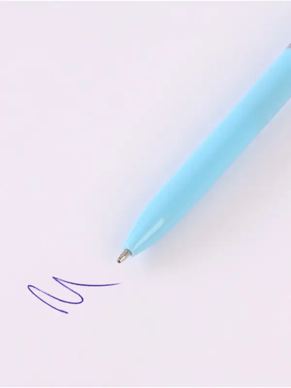 Блокнот с разделителями А6, 65 л ручка с кристаллами и стикеры-наклейки Стич 4 Блокнот с разделителями А6, 65 л ручка с кристаллами и стикеры-наклейки Стич 4