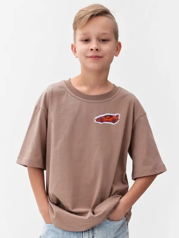 Наклейка на одежду «Тачка», с клеевой основой, 5.2×2.2 см, красная Наклейка на одежду «Тачка», с клеевой основой, 5.2×2.2 см, красная