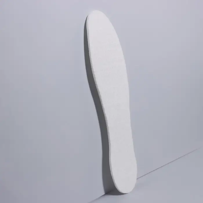 Стельки для обуви «Мягкий след», универсальные, р-р RU до 48 (р-р Пр-ля до 46), 30 см, пара, белые Стельки для обуви «Мягкий след», универсальные, р-р RU до 48 (р-р Пр-ля до 46), 30 см, пара, белые