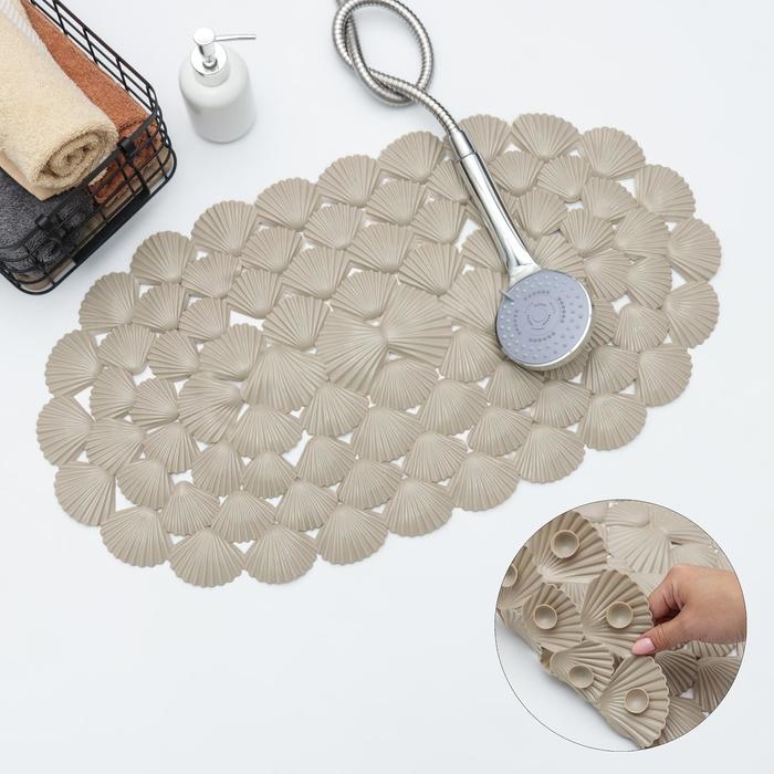 Коврик противоскользящий в ванну на присосках Доляна &laquo;Ракушки&raquo;, 38&times;68 см, цвет МИКС