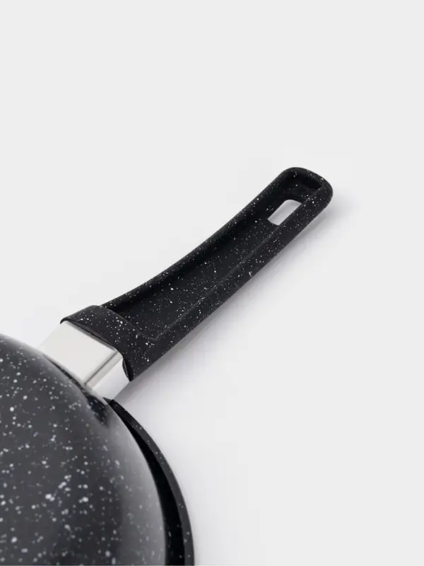 Сковорода Доляна Black Rock, d=22 см, ручка софт тач, антипригарное покрытие, чёрная