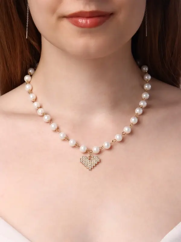 Колье с жемчугом &laquo;Сердце&raquo;, квадратное, шар №6, белое в золоте, L=40 см