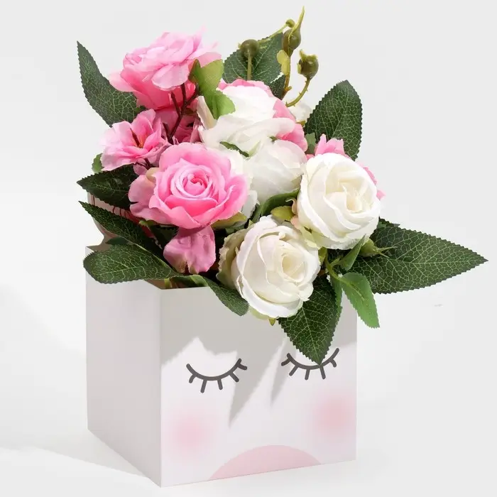 Коробка для мини букетов «Волшебство», 12 х 20 х 10 см