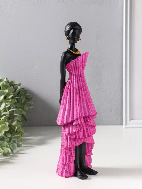 Сувенир полистоун "Девушка в ярко-розовом платье с оборками" чёрный 9х8,5х30,5 см