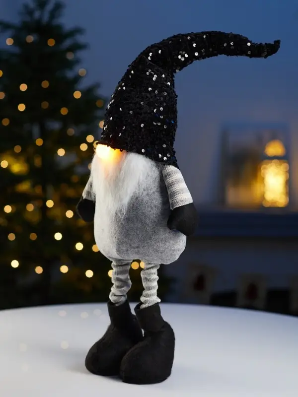 Фигура текстиль «Гном в черном» 50-70 см, телеск-е ножки, 1LED, LR1130х3 (в компл.),Т/БЕЛЫЙ