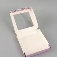 Коробка подарочная складная &laquo;Самой красивой&raquo;, 20&times;20&times;4 см, с окном