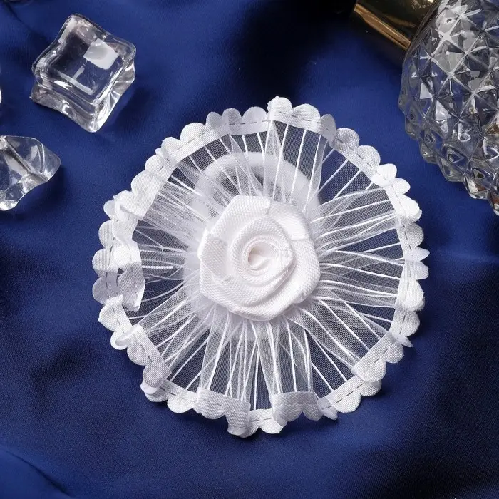 Резинка для волос бант «Школьница», лучики роза, d=6 см, белая