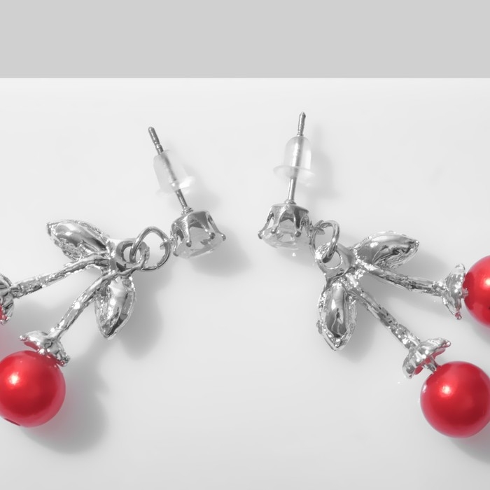 Серьги ассорти «Вишни» на ветках, красно-зелёные в серебре Серьги ассорти «Вишни» на ветках, красно-зелёные в серебре