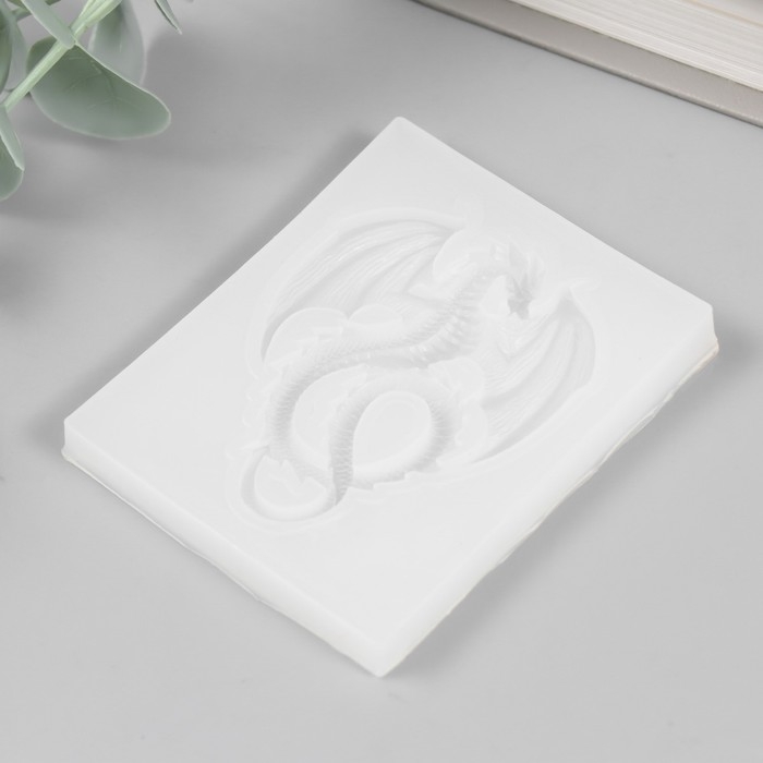 Молд силикон "Дракон" 0,8х7,7х6,3 см