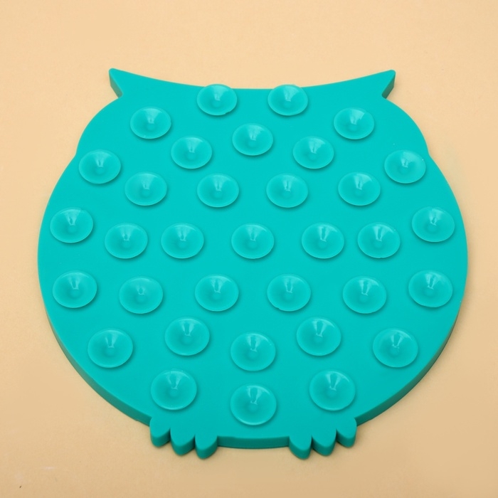 Коврик для лизания на присосках 15 х 16 см, зелёный Коврик для лизания на присосках 15 х 16 см, зелёный