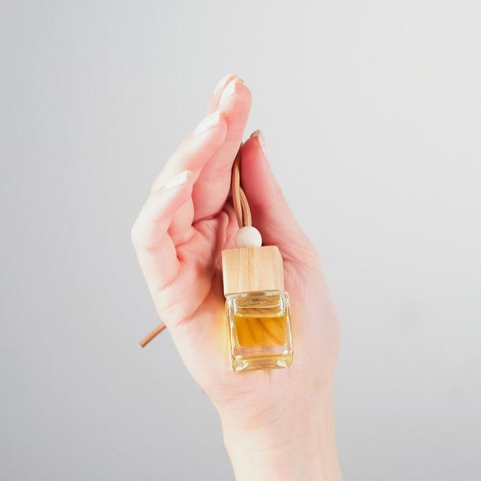 Ароматизатор подвесной в бутылочке размер XXL «Черный Лед» Ароматизатор подвесной в бутылочке размер XXL «Черный Лед»