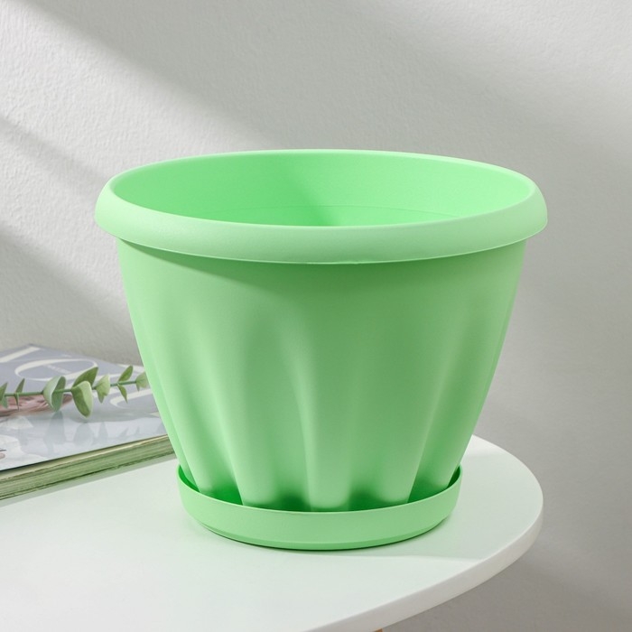 Горшок для цветов с поддоном «Знатный», 3,9 л, d=22,5 см, зелёный Горшок для цветов с поддоном «Знатный», 3,9 л, d=22,5 см, зелёный