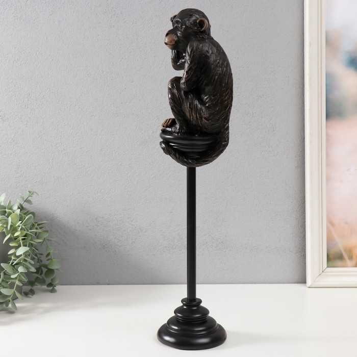 Сувенир полистоун  Сувенир полистоун "Шимпанзе на жёрдочке" 10х10х47,2 см