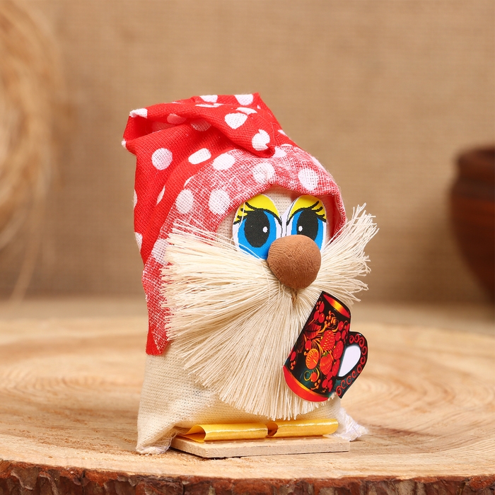 Оберег «Домовой», с кружкой, 12 см, микс Оберег «Домовой», с кружкой, 12 см, микс