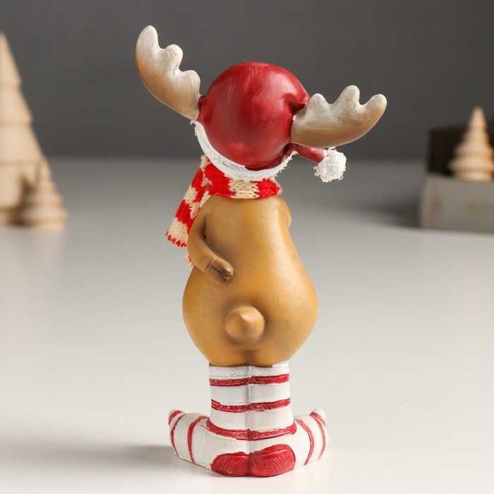 Сувенир полистоун  Сувенир полистоун "Лосяш в красном колпаке и полосатых гетрах" МИКС 5х8,5х15 см