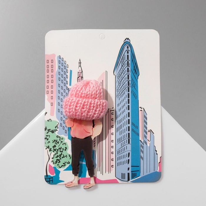 Брошь «Девочка» подросток, цветная в серебре Брошь «Девочка» подросток, цветная в серебре