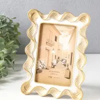 Фоторамка полистоун 10х15 см "Орнамент волна" белая с золотом 15,9х2,2х20,9 см