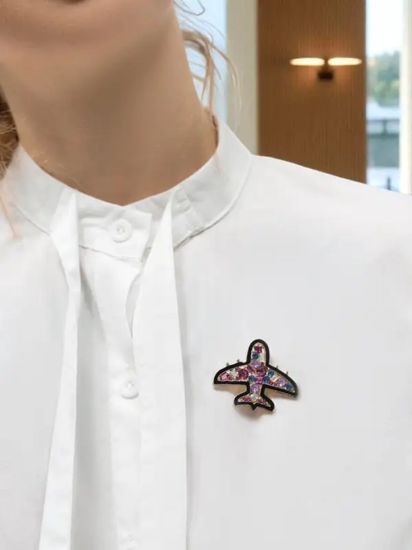 Брошь &laquo;Самолет&raquo;, разноцветная в золоте