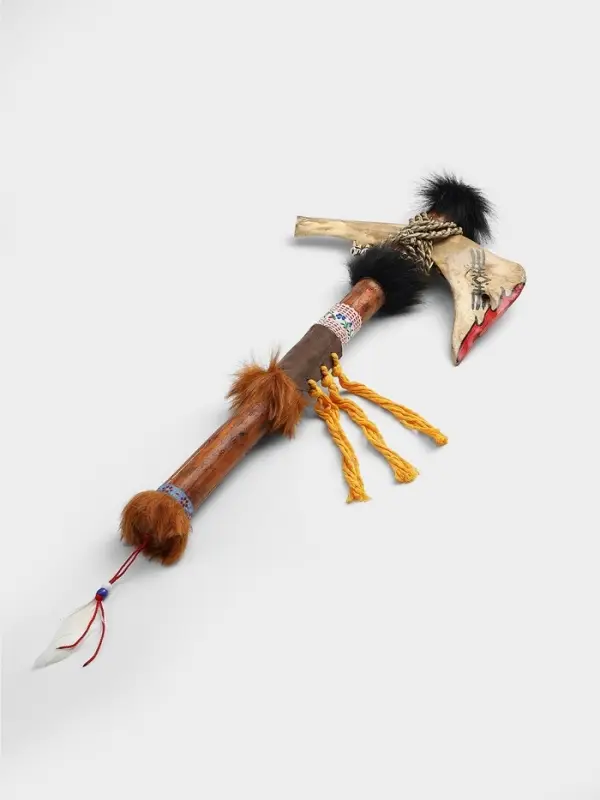 Сувенир "Томагавк" 25х6х50 см, цв. красный