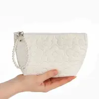 Косметичка дор Цветок 22*6*16, отд на молнии, молочный