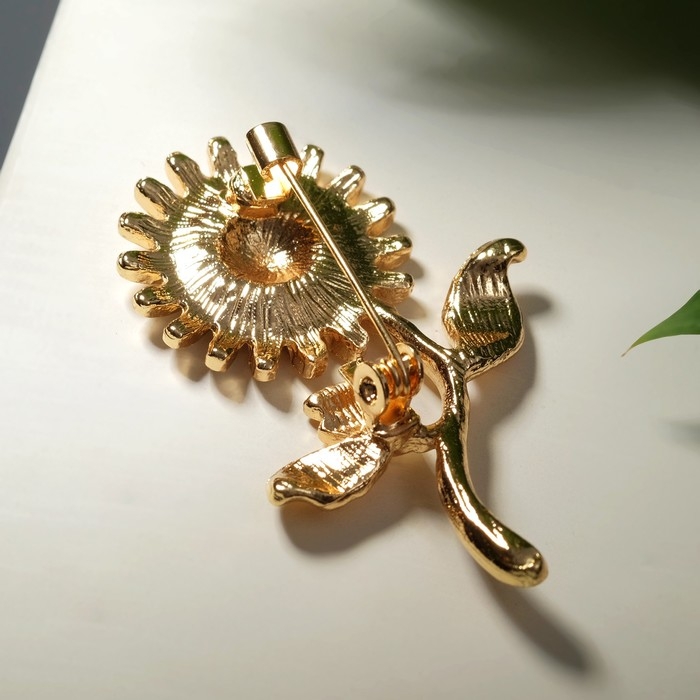 Брошь «Цветок» ромашка, цвет белый в золоте Брошь «Цветок» ромашка, цвет белый в золоте