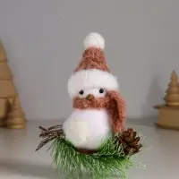 Фигурка &laquo;Белая птичка в золотом колпаке на веточке ели&raquo;, 13&times;6&times;12.5 см