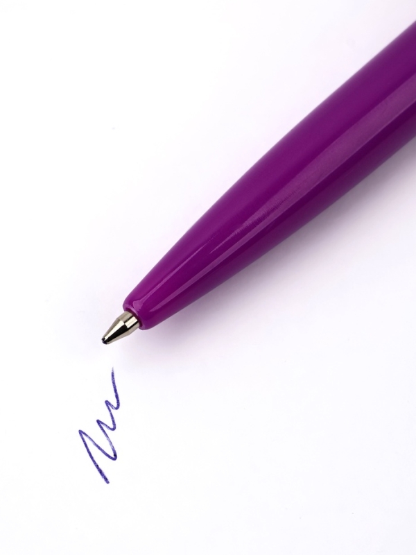 Набор: ежедневник А5, магнитные закладки и ручка Набор: ежедневник А5, магнитные закладки и ручка "Яркой весны"