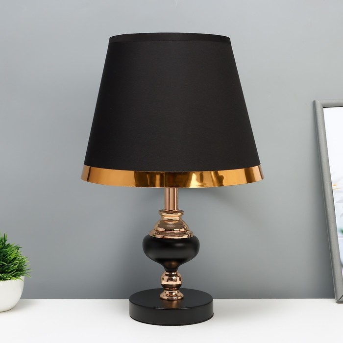 Настольная лампа Настольная лампа "Гликерия" Е27 40Вт черно-золотой 25х25х40 см