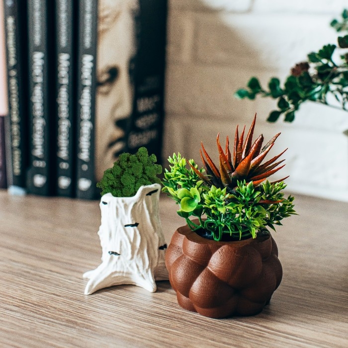 Кашпо бетонное Кашпо бетонное "Пенек" 7,5х8,5х7 см серый со мхом (мох зеленый стабилизированный)