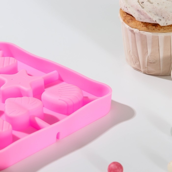 Форма силиконовая для леденцов «Морской берег», 12,5×12,5×1,5 см, 8 ячеек, с палочками, цвет МИКС Форма силиконовая для леденцов «Морской берег», 12,5×12,5×1,5 см, 8 ячеек, с палочками, цвет МИКС