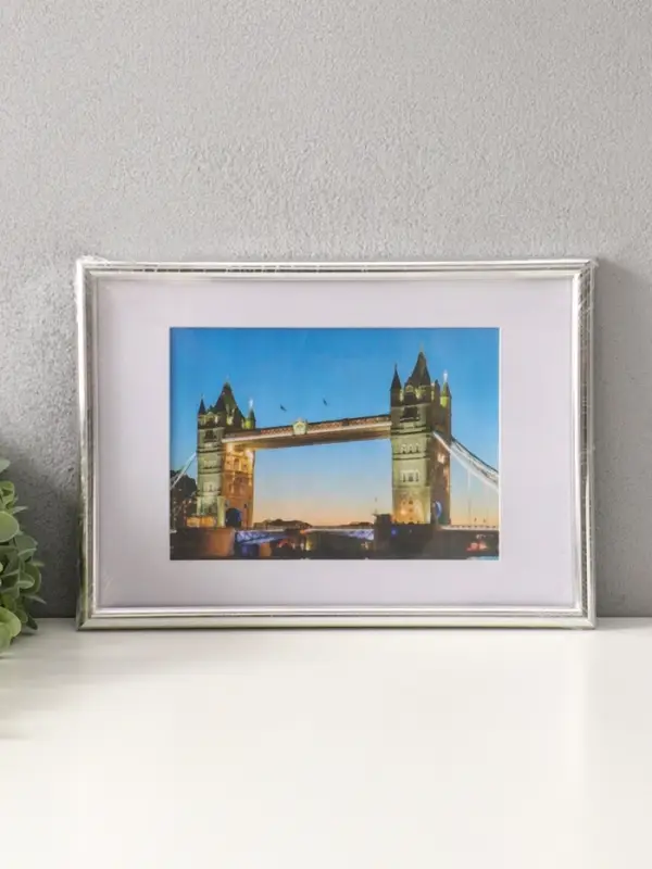 Фоторамка для фото 21х30 см, с паспарту 15х21 см, Vivo, серебро