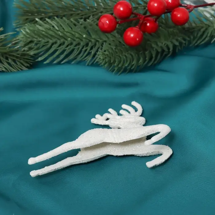 Ёлочные игрушки 4 шт. &laquo;Зимнее волшебство. Белый скачущий олень&raquo; пластик, 9&times;5 см