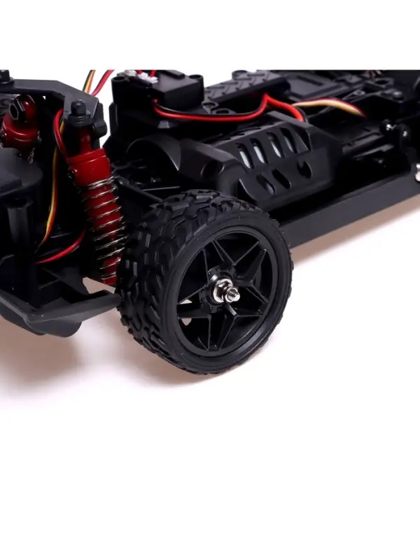 Машинка радиоуправляемая Drift, дрифт, аккумулятор, световые и дымовые эффекты, сменные колеса, цвет красный