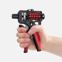 Эспандер кистевой пружинный Motive Power, черный с красным Эспандер кистевой пружинный Motive Power, черный с красным