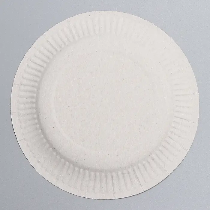 Тарелка одноразовая бумажная «С днём рождения» тортик, 18 см