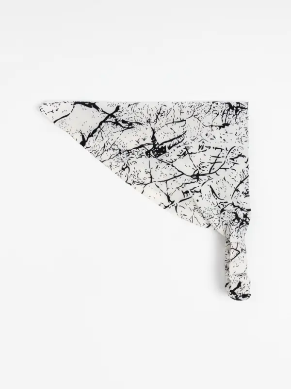 Косынка для девочки "Узор", цв. белый, р-р 50, 100% п/э