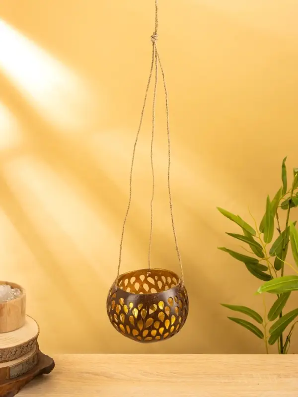 Подсвечник подвесной из кокоса, 12-14 см, коричневый Подсвечник подвесной из кокоса, 12-14 см, коричневый