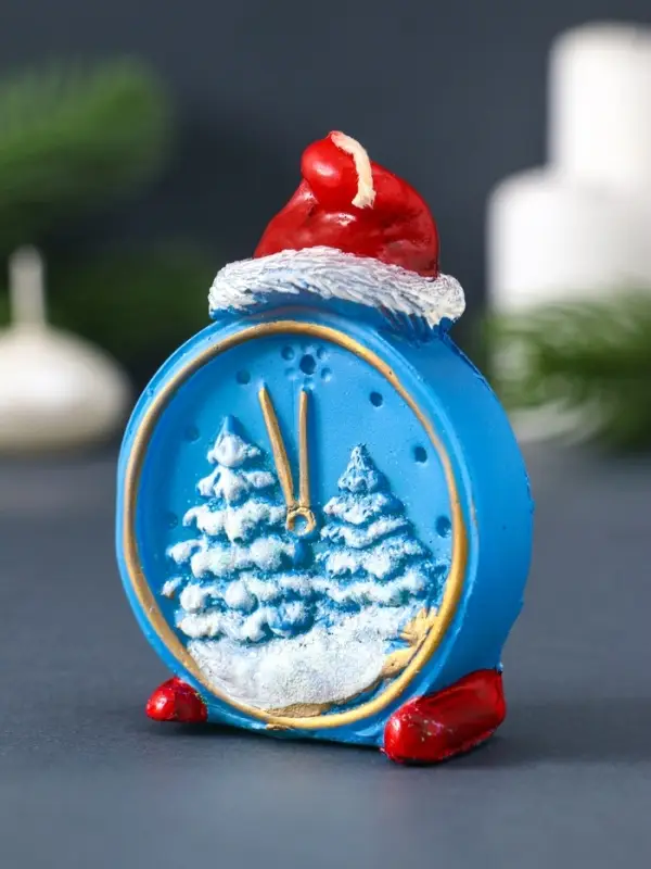 Свеча фигурная "Будильник новогодний" 5,5х3х8 см, цв. голубой