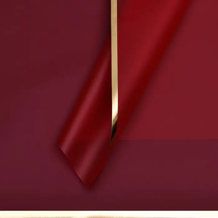 Пленка для цветов матовая, «С золотым тиснением», 57×57 см, красная Пленка для цветов матовая, «С золотым тиснением», 57×57 см, красная