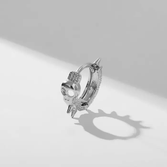 Пирсинг в ухо «Шипы и череп», d=10 мм, цвет серебро Пирсинг в ухо «Шипы и череп», d=10 мм, цвет серебро