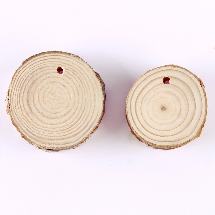 Новогодний набор для творчества. Ёлочные деревянные подвески под раскраску «Новый год! Снеговик и домик» Новогодний набор для творчества. Ёлочные деревянные подвески под раскраску «Новый год! Снеговик и домик»