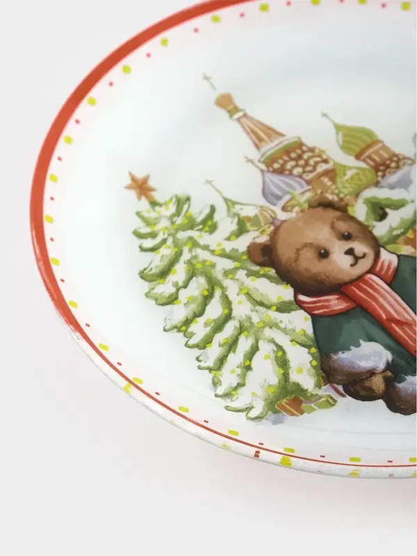 Тарелка новогодняя Доляна &laquo;Московский мишка&raquo;, d=19 см, стекло