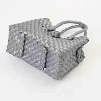Сумка плетёная пластиковая, 23&times;11&times;30 см, серебристая