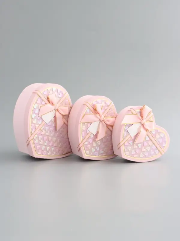 Набор коробок 3 в 1 сердца 22 х 20 х 9;  18.5 х 17 х 7.5; 16 х 14 х 6 см