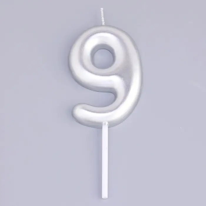 Свеча в торт «Европейская», цифра 9, 6 см, серебро Свеча в торт «Европейская», цифра 9, 6 см, серебро