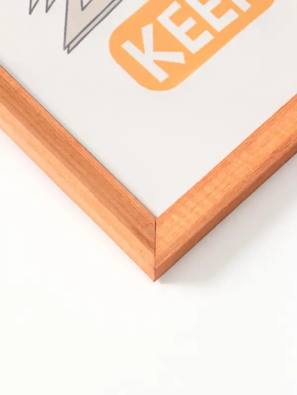 Фоторамка дерево 30х40 см, орех №2 (пластиковый экран)